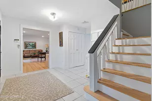 5 Washington Ave, Morganville, NJ 07751 - Photo 8