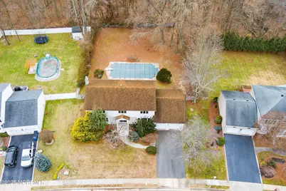 5 Washington Avenue, Morganville, NJ 07751 - Photo 4