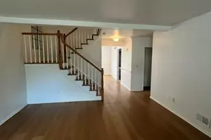 21 Carriage Ln, Englishtown, NJ 07726 - Photo 4