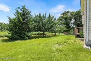 12 Patton Ct, Manalapan Township, NJ 07726 - Photo 26