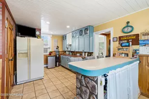 94 Forest Ave, Keansburg, NJ 07734 - Photo 18