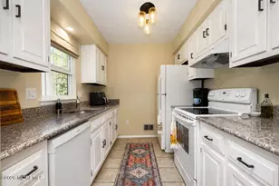 711 Wellington Pl, Aberdeen Township, NJ 07747 - Photo 12