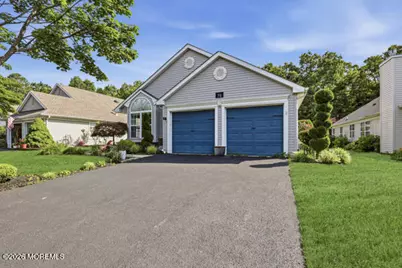 70 Rosewood Drive, Lakewood, NJ 08701 - Photo 4