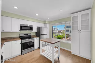 5 Island View Way, Sea Bright, NJ 07760 - Photo 4