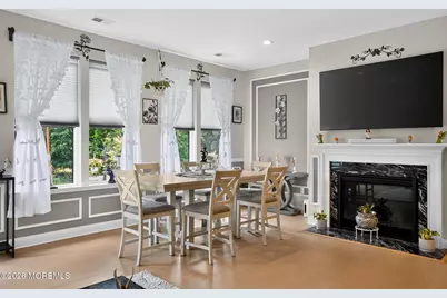 19 Magnolia Drive, Freehold, NJ 07728 - Photo 10