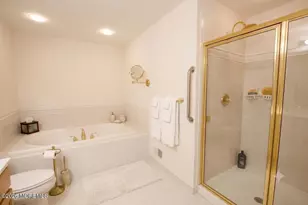 29 Village Dr, Eatontown, NJ 07724 - Photo 22