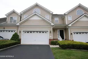 29 Village Dr, Eatontown, NJ 07724 - Photo 2