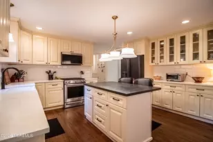 7 McElroy Dr, Lincroft, NJ 07738 - Photo 8