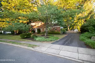 7 McElroy Dr, Lincroft, NJ 07738 - Photo 54