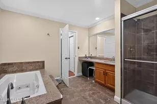 8 Rose Ct, Marlboro Township, NJ 07746 - Photo 16