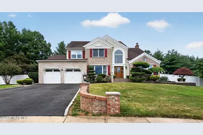 8 Rose Court, Marlboro Township, NJ 07746 - Photo 2