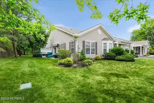 38 Autumntide Dr, Lakewood, NJ 08701 - Photo 32