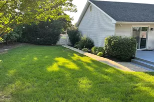 217 Woodberry Dr, Toms River Township, NJ 08753 - Photo 4