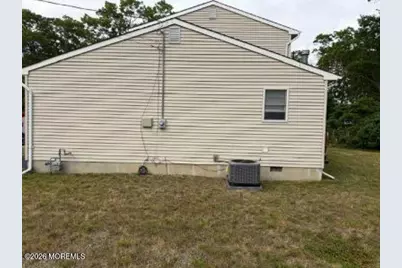 641 Ship Avenue, Beachwood, NJ 08722 - Photo 6