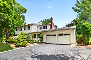 43 Georgian Bay Dr, Morganville, NJ 07751 - Photo 2