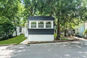 56 Marcia Memorial Cir, Jackson, NJ 08527 - Photo 4