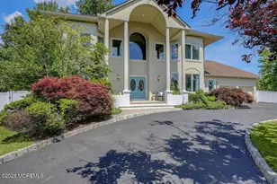 376 Morristown Rd, Matawan, NJ 07747 - Photo 4