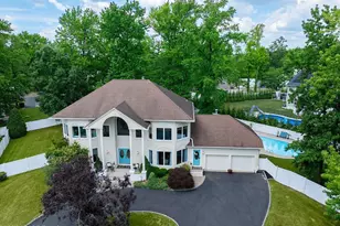 376 Morristown Rd, Matawan, NJ 07747 - Photo 2