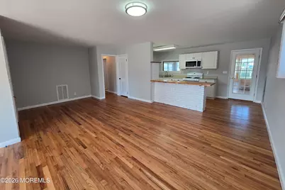106 E Granada Drive, Brick, NJ 08723 - Photo 4