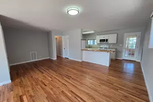 106 E Granada Dr, Brick, NJ 08723 - Photo 4