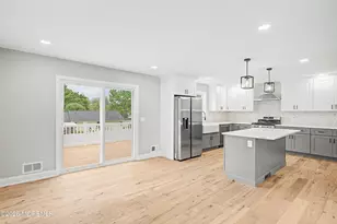 9 Campbell Dr, Eatontown, NJ 07724 - Photo 10