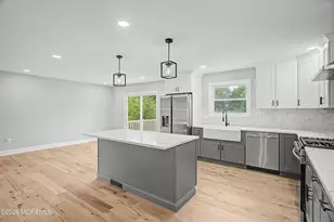 9 Campbell Dr, Eatontown, NJ 07724 - Photo 4