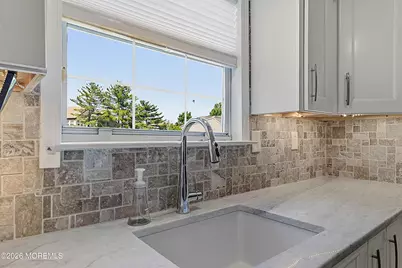 11B John Hancock Drive, Monroe Township, NJ 08831 - Photo 16