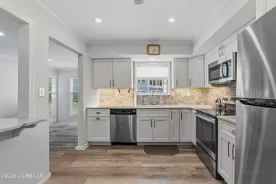 11B John Hancock Drive, Monroe Township, NJ 08831 - Photo 14