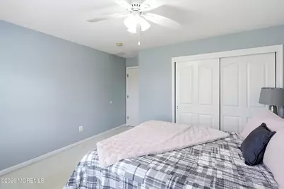 98 Summit Drive, Freehold, NJ 07728 - Photo 30