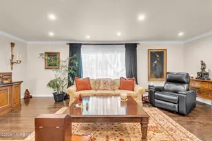 34 Kingsley Dr, Manalapan Township, NJ 07726 - Photo 24