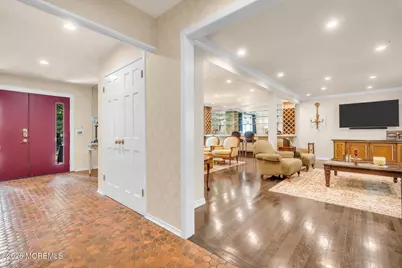 34 Kingsley Drive, Manalapan Township, NJ 07726 - Photo 14