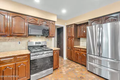 34 Kingsley Drive, Manalapan Township, NJ 07726 - Photo 40