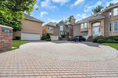 56 Tamarac Court, Holmdel, NJ 07733 - Photo 2