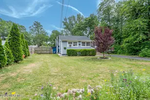 42 E 2nd St, Howell Township, NJ 07731 - Photo 18