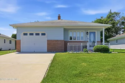 7 Saint Catherine Boulevard, Toms River Township, NJ 08757 - Photo 1