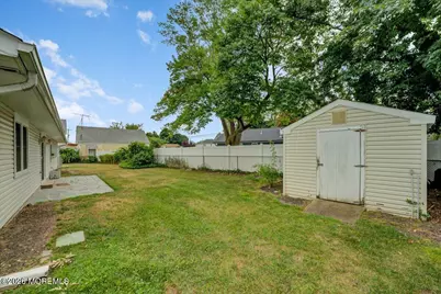 141 Main Street, Port Monmouth, NJ 07758 - Photo 16