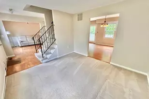 17 Reid Way, Freehold, NJ 07728 - Photo 4