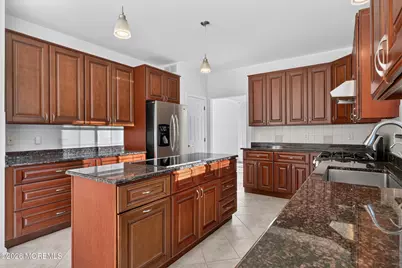 232 Ambiance Boulevard, Freehold, NJ 07728 - Photo 18