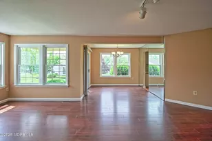 2A Bristol Ct, Monroe Township, NJ 08831 - Photo 4