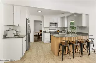 12 Maxwell Ln, Manalapan Township, NJ 07726 - Photo 8