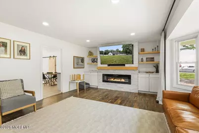 12 Maxwell Lane, Manalapan Township, NJ 07726 - Photo 4