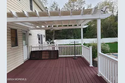 1578 N Bay Avenue, Toms River Township, NJ 08753 - Photo 8