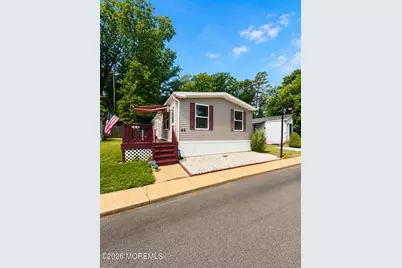 62 Stern Avenue, Hazlet Township, NJ 07734 - Photo 2