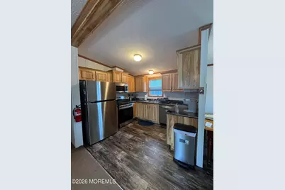 62 Stern Avenue, Hazlet Township, NJ 07734 - Photo 6