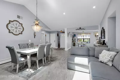 72 Clubhouse Lane, Marlboro Township, NJ 07746 - Photo 4