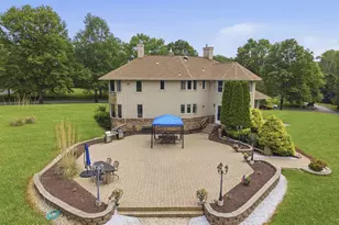 440 Fawns Run, Morganville, NJ 07751 - Photo 4