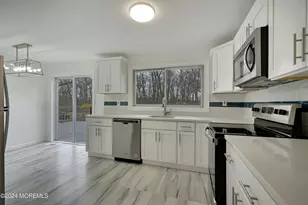 13 Swain Ave, Toms River Township, NJ 08755 - Photo 12