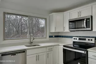 13 Swain Ave, Toms River Township, NJ 08755 - Photo 14