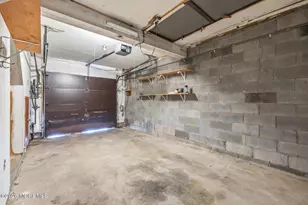 703 Merrywood Dr, Edison, NJ 08817 - Photo 30