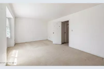 703 Merrywood Drive, Edison, NJ 08817 - Photo 20